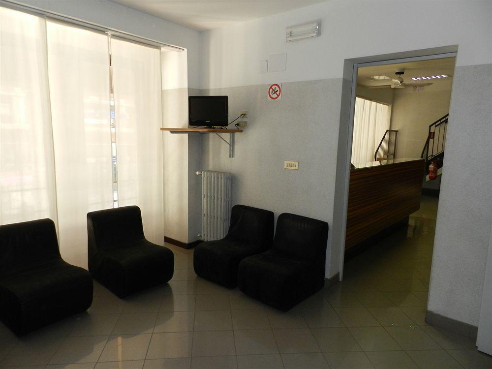 Pensione Marconi Bologna Bagian luar foto