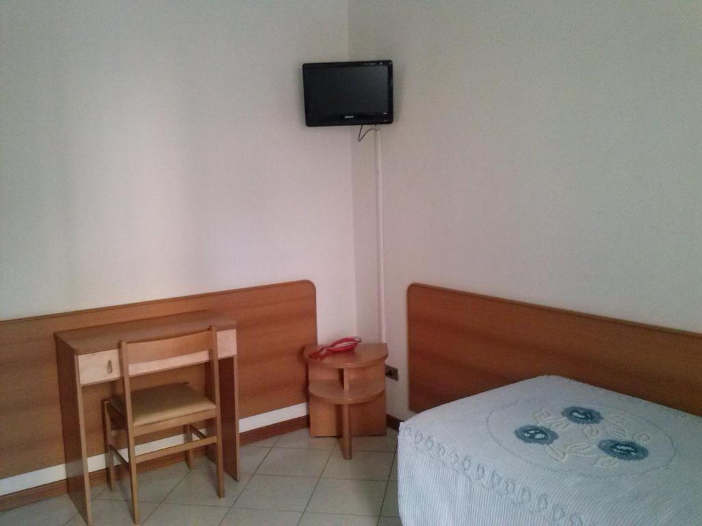 Pensione Marconi Bologna Ruang foto